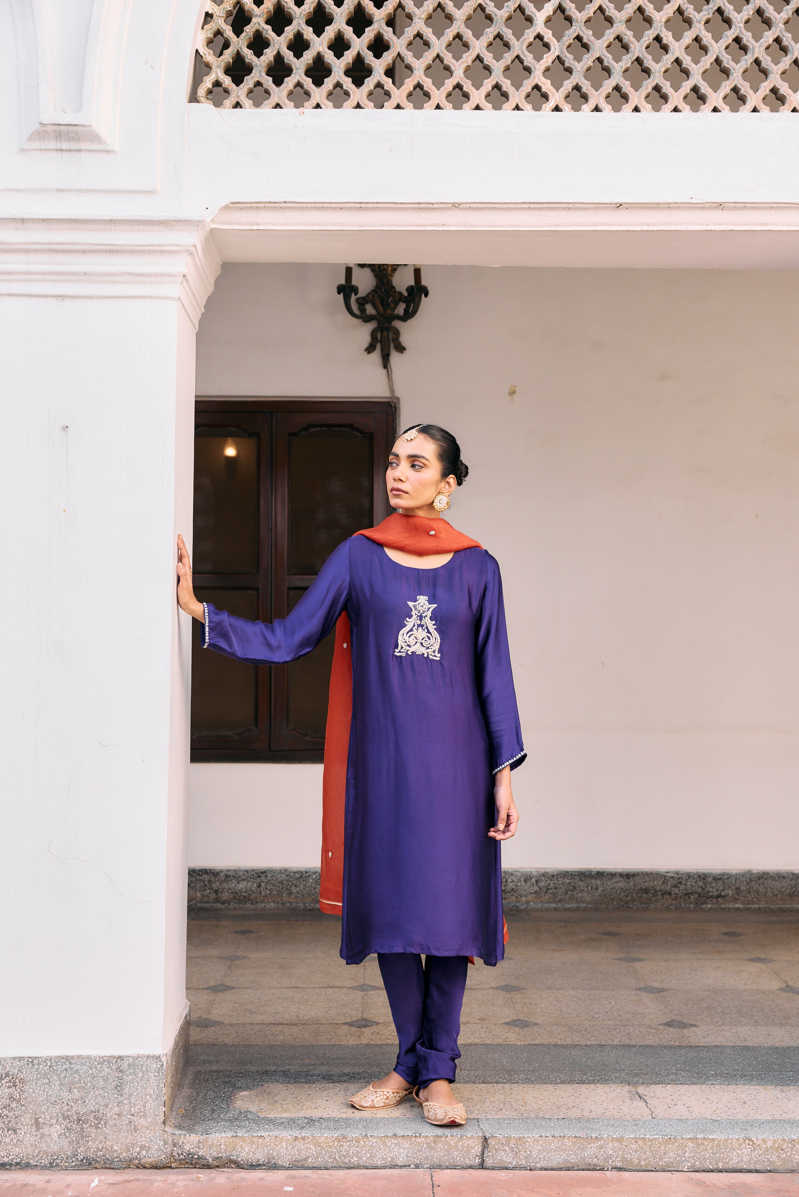 Neel Monogram Embroidered Kurta Set